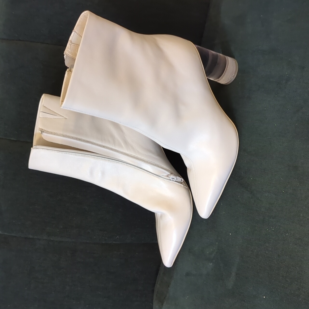 Jeffrey Campbell booties acrylic 10 NWOT- 4” heel